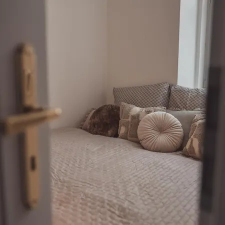 Apartman Ollies A Saunia S Voucherem Na Snidani Az Pro 6 Osob Ostrava Exteriér fotografie