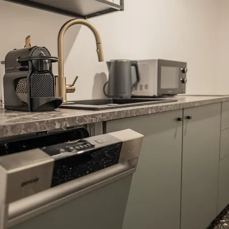 Apartman Ollies A Saunia S Voucherem Na Snidani Az Pro 6 Osob Ostrava Exteriér fotografie
