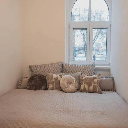 Apartman Ollies A Saunia S Voucherem Na Snidani Az Pro 6 Osob Ostrava Exteriér fotografie
